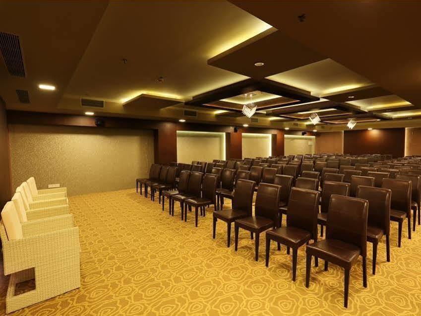 The Orbis Hotel Coimbatore Eksteriør bilde